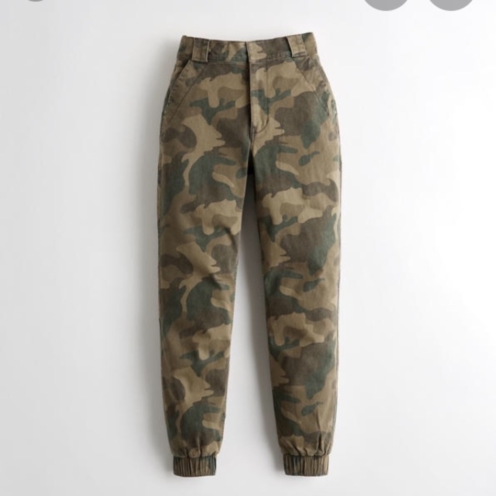 NEVER WORN*Cute Denim HighWaisted Utility Joggers